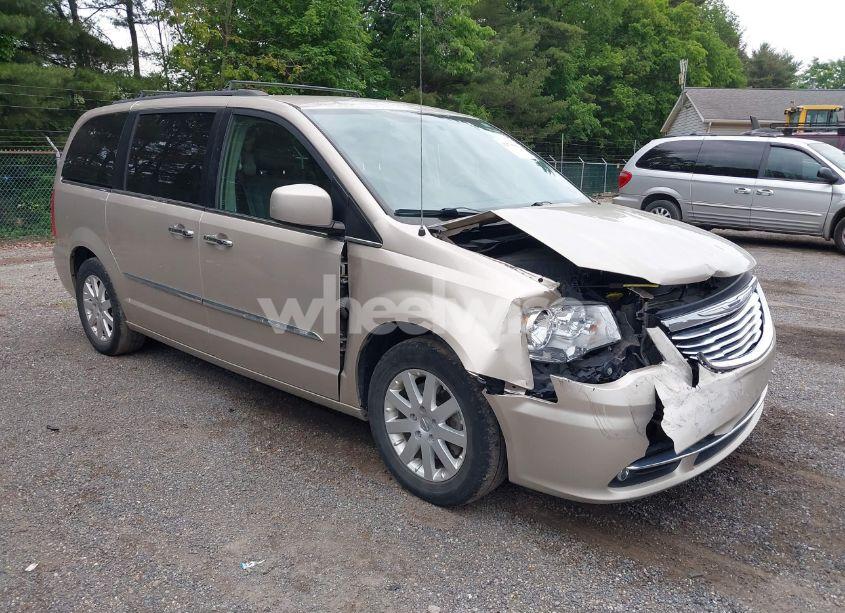 2016 Chrysler Town & COUNTRY TOURING (VIN 2C4RC1BG3GR190312) main photo