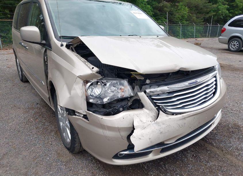 Photo 6 of 2016 Chrysler Town & COUNTRY TOURING (VIN 2C4RC1BG3GR190312)