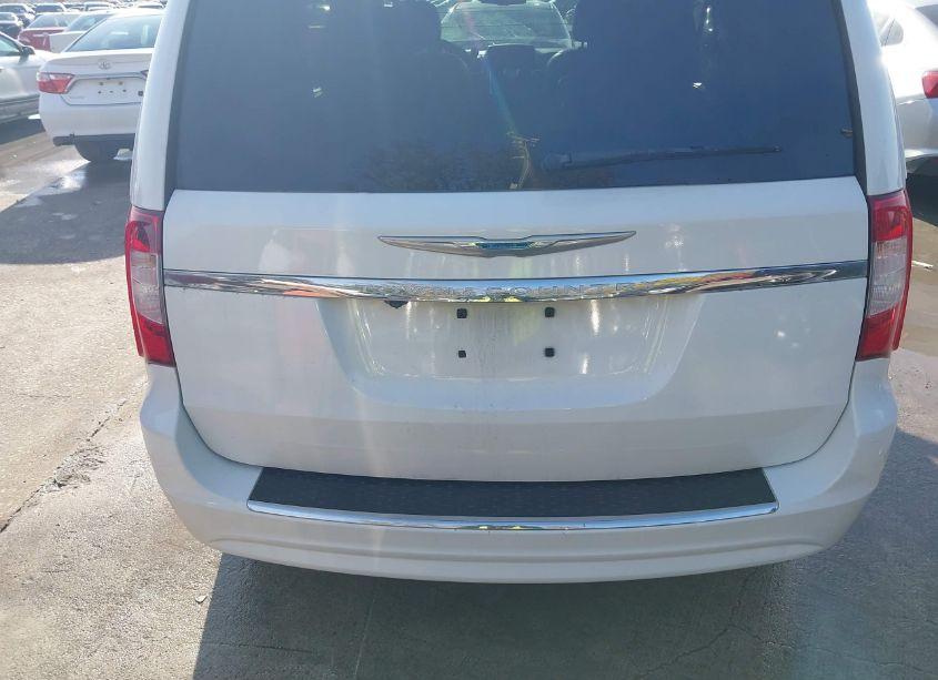 Photo 16 of 2016 Chrysler Town & COUNTRY TOURING (VIN 2C4RC1BG3GR190990)