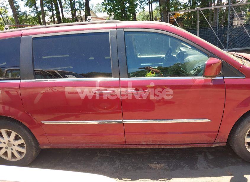 Photo 13 of 2016 Chrysler Town & COUNTRY TOURING (VIN 2C4RC1BG3GR197986)