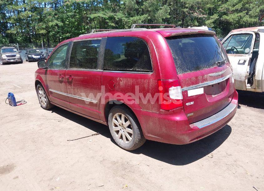 Photo 3 of 2016 Chrysler Town & COUNTRY TOURING (VIN 2C4RC1BG3GR197986)