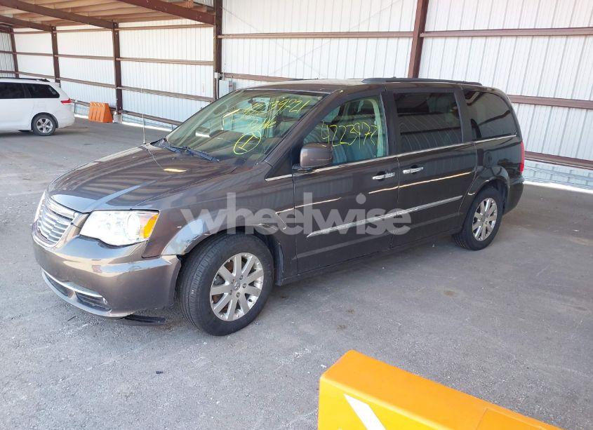 Photo 2 of 2016 Chrysler Town & COUNTRY TOURING (VIN 2C4RC1BG3GR232770)