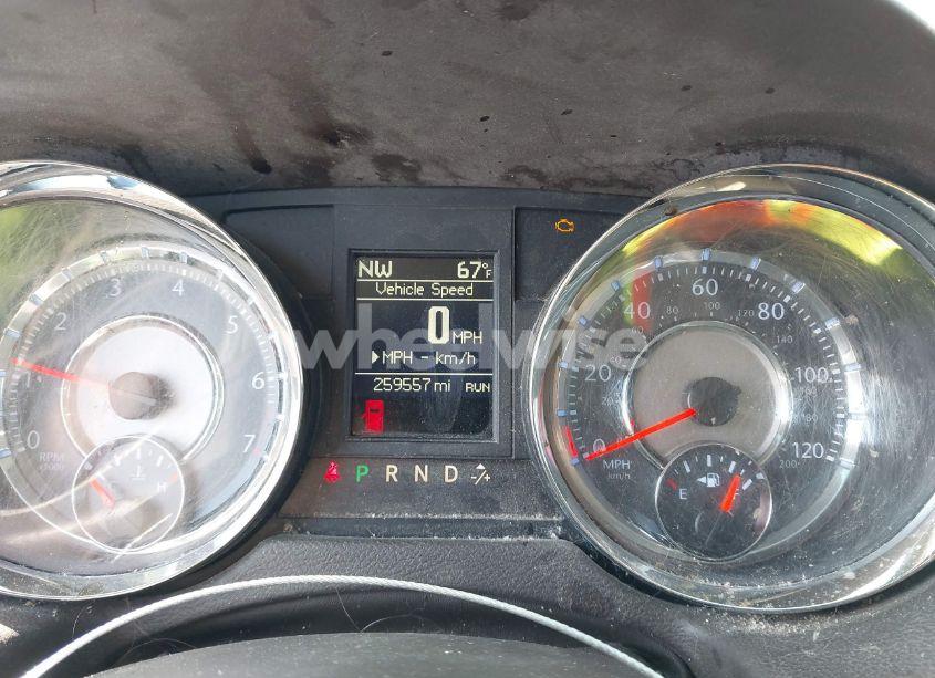 Photo 7 of 2016 Chrysler Town & COUNTRY TOURING (VIN 2C4RC1BG3GR245955)