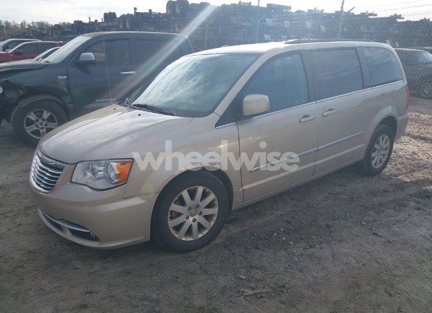 Photo 2 of 2016 Chrysler Town & COUNTRY TOURING (VIN 2C4RC1BG3GR267809)