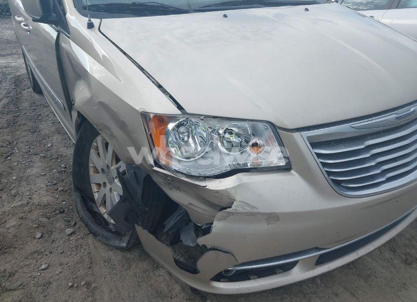 Photo 6 of 2016 Chrysler Town & COUNTRY TOURING (VIN 2C4RC1BG3GR267809)