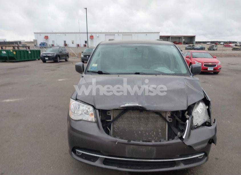 Photo 12 of 2016 Chrysler Town & COUNTRY TOURING (VIN 2C4RC1BG3GR280270)
