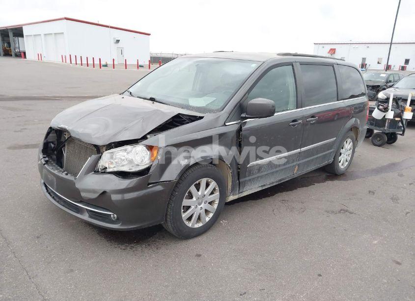 Photo 2 of 2016 Chrysler Town & COUNTRY TOURING (VIN 2C4RC1BG3GR280270)