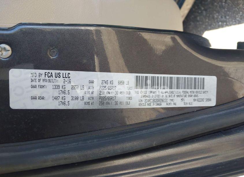 Photo 9 of 2016 Chrysler Town & COUNTRY TOURING (VIN 2C4RC1BG3GR296131)