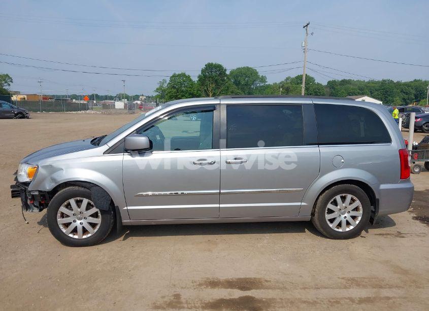 Photo 14 of 2016 Chrysler Town & COUNTRY TOURING (VIN 2C4RC1BG3GR304017)