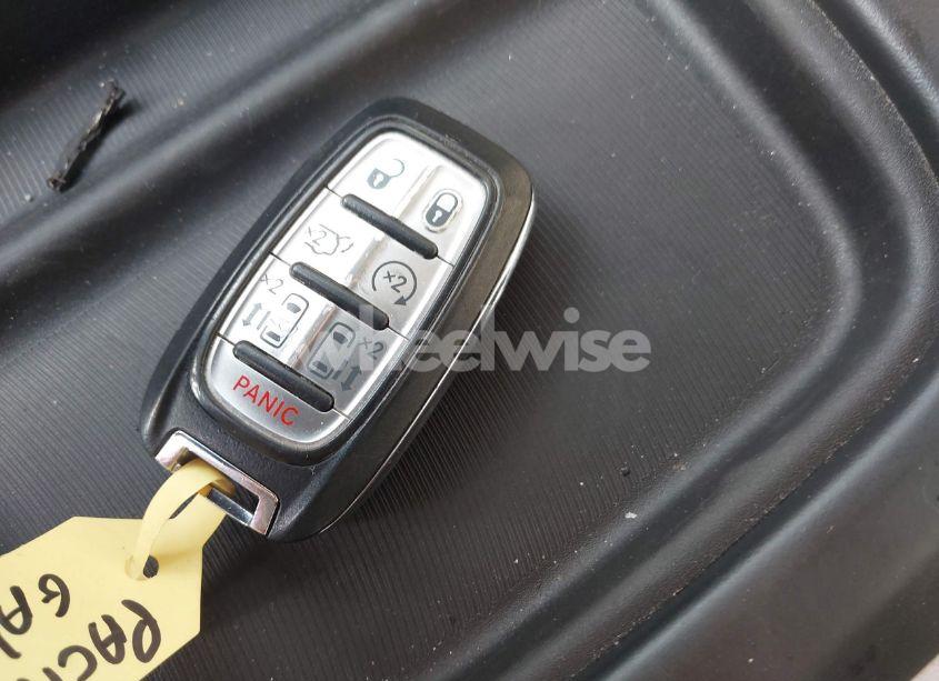 Photo 11 of 2017 Chrysler Pacifica TOURING-L (VIN 2C4RC1BG3HR537929)