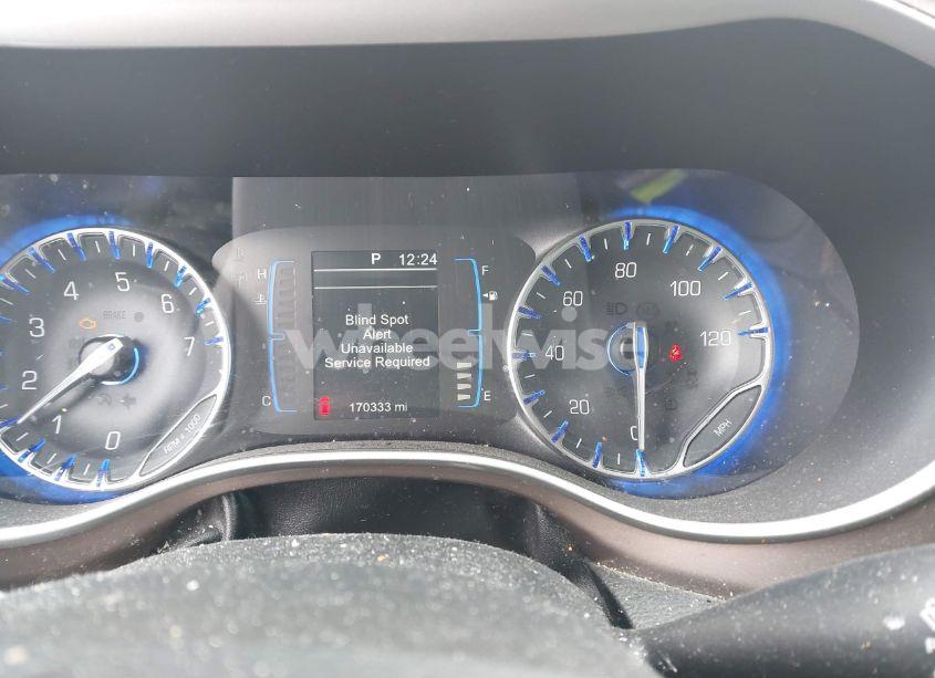 Photo 7 of 2017 Chrysler Pacifica TOURING-L (VIN 2C4RC1BG3HR569537)