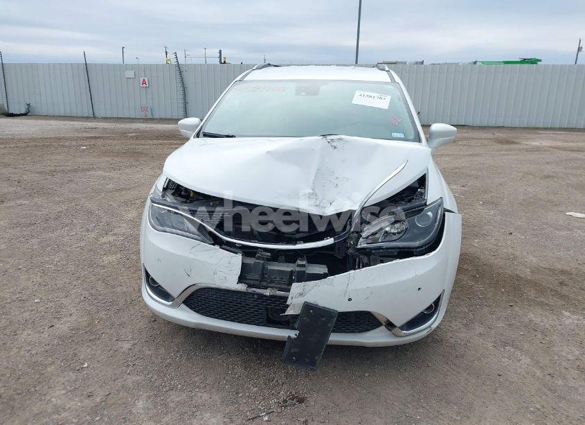 Photo 6 of 2018 Chrysler Pacifica TOURING L (VIN 2C4RC1BG3JR139030)