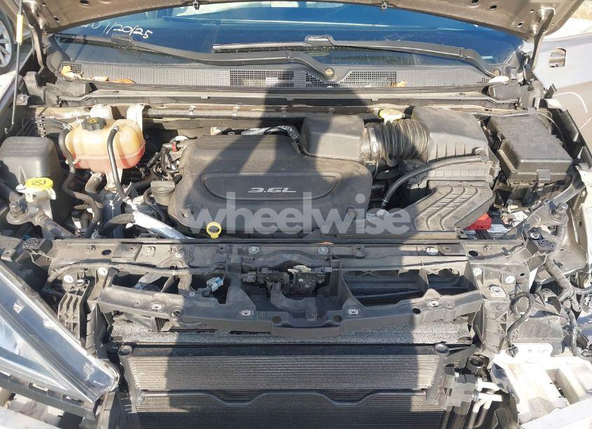 Photo 10 of 2018 Chrysler Pacifica TOURING L (VIN 2C4RC1BG3JR262102)