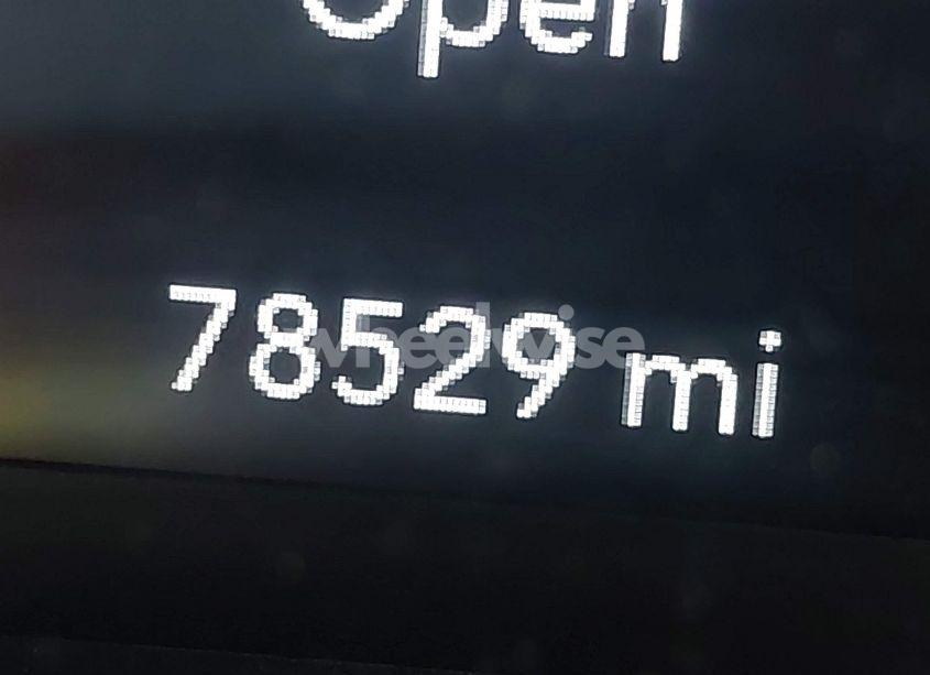 Photo 16 of 2018 Chrysler Pacifica TOURING L (VIN 2C4RC1BG3JR262102)