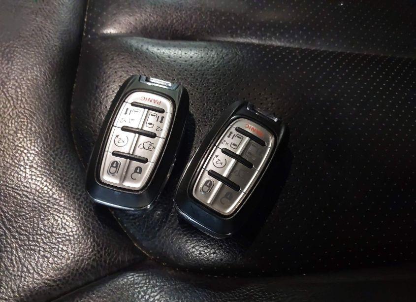 Photo 11 of 2019 Chrysler Pacifica TOURING L (VIN 2C4RC1BG3KR550235)