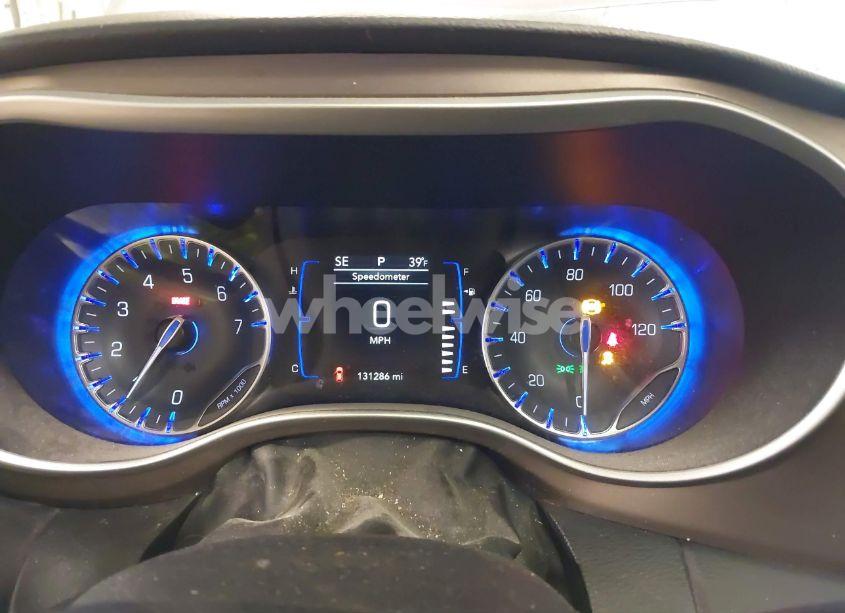 Photo 7 of 2019 Chrysler Pacifica TOURING L (VIN 2C4RC1BG3KR698319)