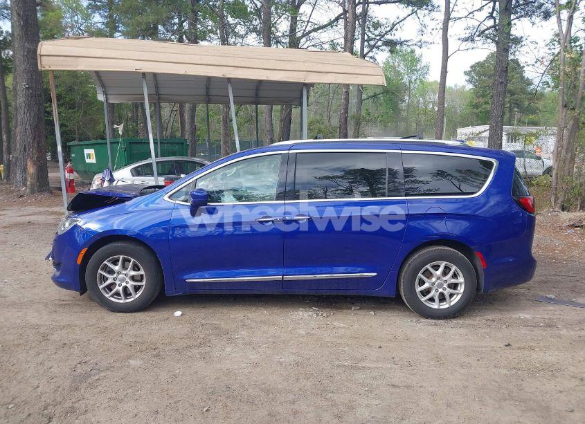 Photo 14 of 2020 Chrysler Pacifica TOURING L (VIN 2C4RC1BG3LR280098)