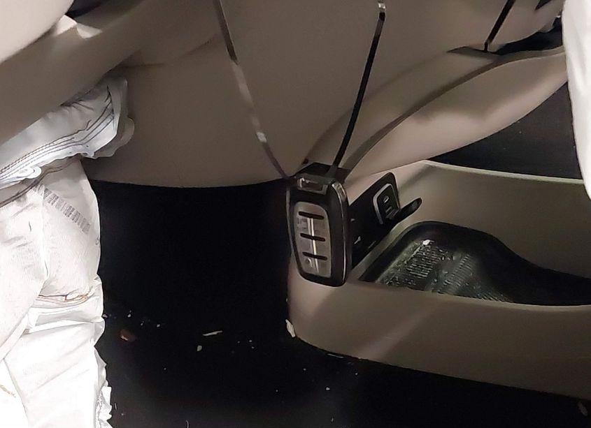 Photo 11 of 2021 Chrysler Pacifica TOURING L (VIN 2C4RC1BG3MR533227)