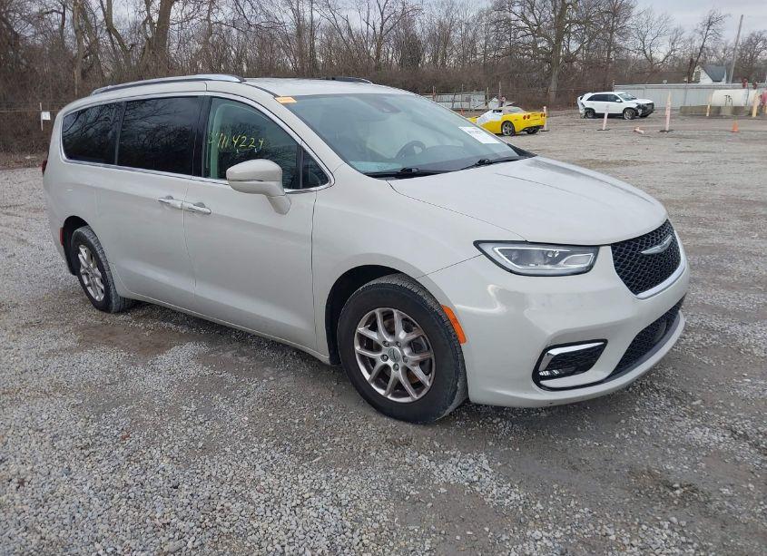 2021 Chrysler Pacifica TOURING L (VIN 2C4RC1BG3MR589300) main photo