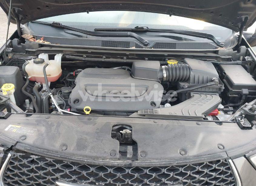 Photo 10 of 2022 Chrysler Pacifica TOURING L (VIN 2C4RC1BG3NR106566)