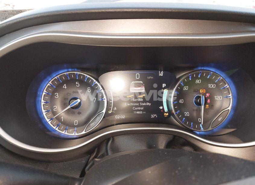 Photo 7 of 2022 Chrysler Pacifica TOURING L (VIN 2C4RC1BG3NR117213)