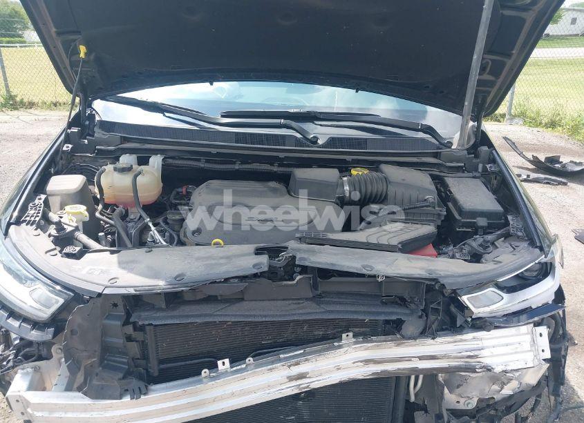 Photo 10 of 2022 Chrysler Pacifica TOURING L (VIN 2C4RC1BG3NR146081)