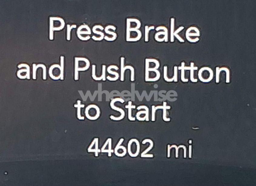 Photo 15 of 2022 Chrysler Pacifica TOURING L (VIN 2C4RC1BG3NR146081)