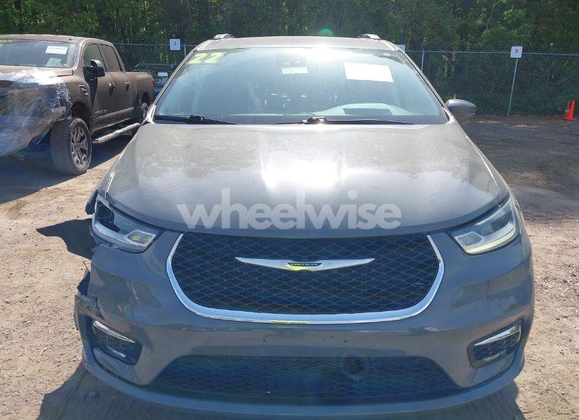 Photo 12 of 2022 Chrysler Pacifica TOURING L (VIN 2C4RC1BG3NR168565)