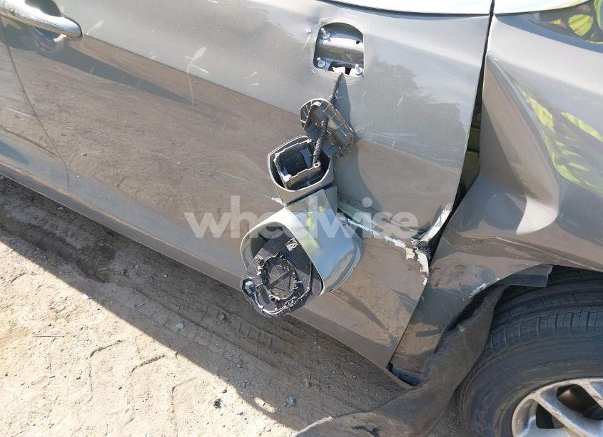 Photo 18 of 2022 Chrysler Pacifica TOURING L (VIN 2C4RC1BG3NR168565)