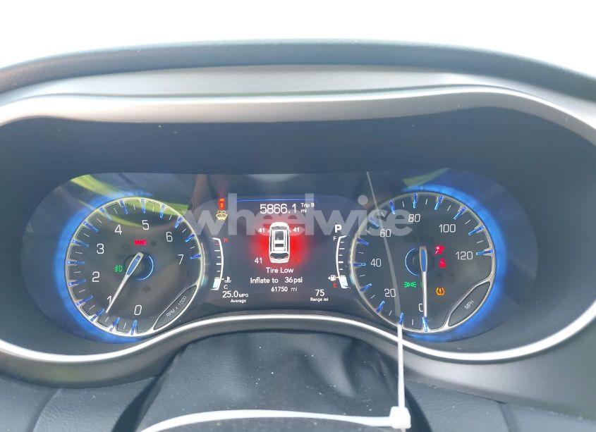 Photo 7 of 2022 Chrysler Pacifica TOURING L (VIN 2C4RC1BG3NR168565)