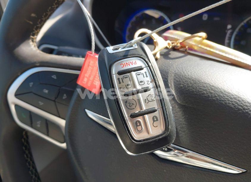 Photo 11 of 2022 Chrysler Pacifica TOURING L (VIN 2C4RC1BG3NR177010)