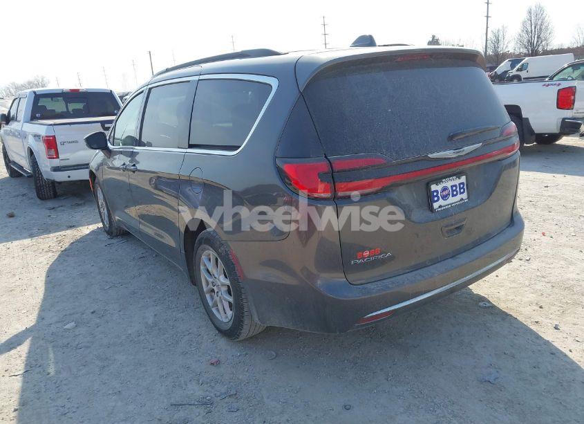 Photo 3 of 2022 Chrysler Pacifica TOURING L (VIN 2C4RC1BG3NR177010)