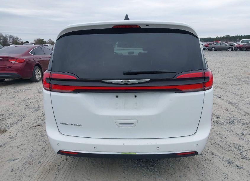 Photo 16 of 2023 Chrysler Pacifica (VIN 2C4RC1BG3PR559671)