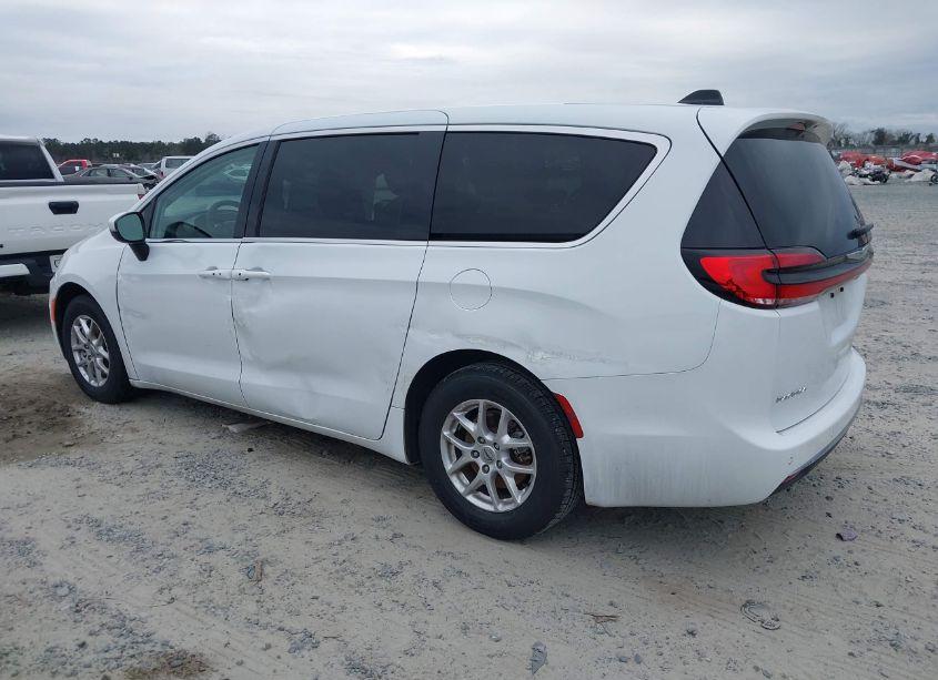 Photo 3 of 2023 Chrysler Pacifica (VIN 2C4RC1BG3PR559671)