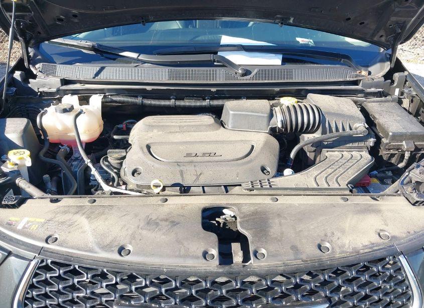 Photo 10 of 2023 Chrysler Pacifica TOURING L (VIN 2C4RC1BG3PR627953)