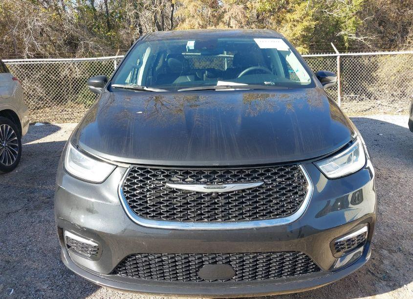 Photo 12 of 2023 Chrysler Pacifica TOURING L (VIN 2C4RC1BG3PR627953)