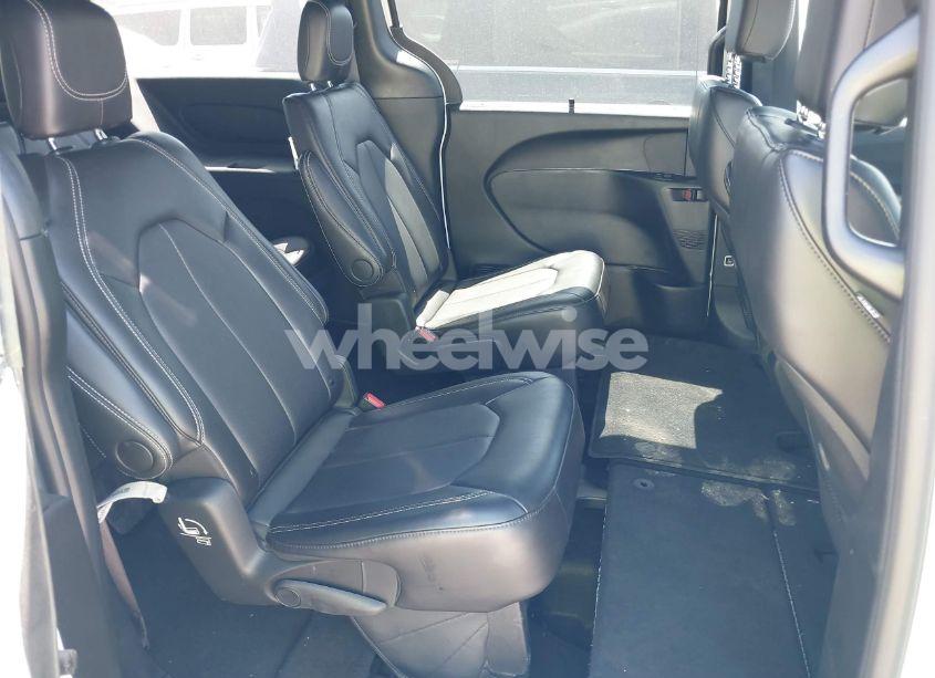 Photo 8 of 2025 Chrysler Pacifica SELECT (VIN 2C4RC1BG3SR511354)