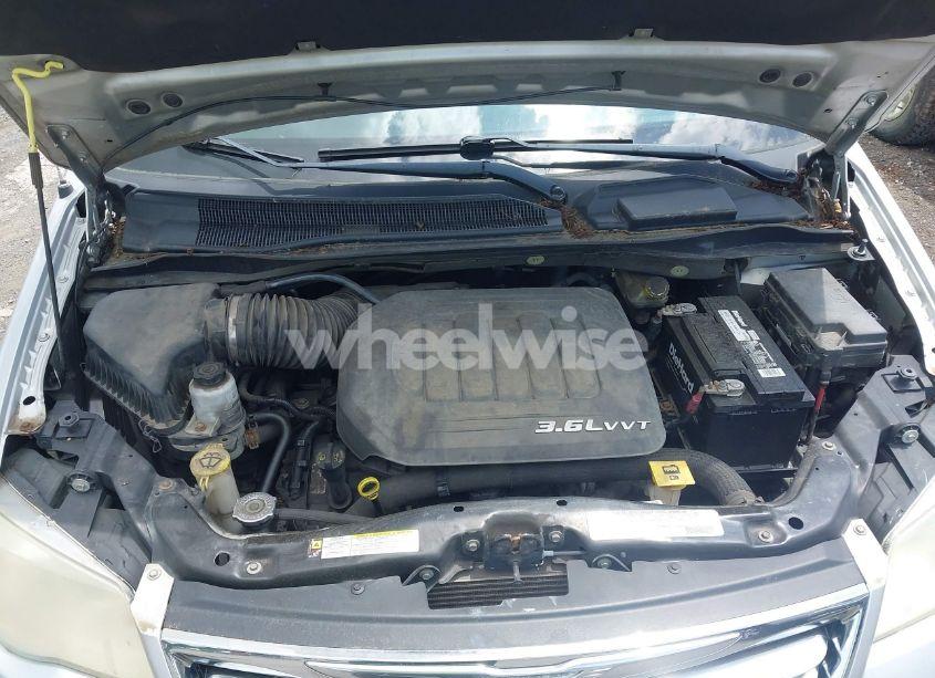 Photo 10 of 2012 Chrysler Town & COUNTRY TOURING (VIN 2C4RC1BG4CR118884)