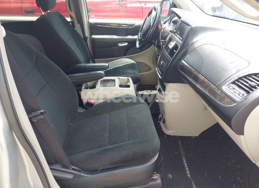 Photo 5 of 2012 Chrysler Town & COUNTRY TOURING (VIN 2C4RC1BG4CR118884)