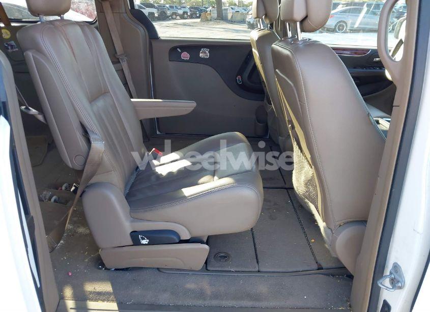 Photo 8 of 2012 Chrysler Town & COUNTRY TOURING (VIN 2C4RC1BG4CR187347)