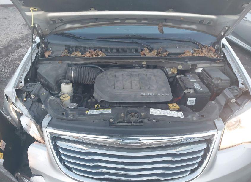 Photo 10 of 2012 Chrysler Town & COUNTRY TOURING (VIN 2C4RC1BG4CR189549)