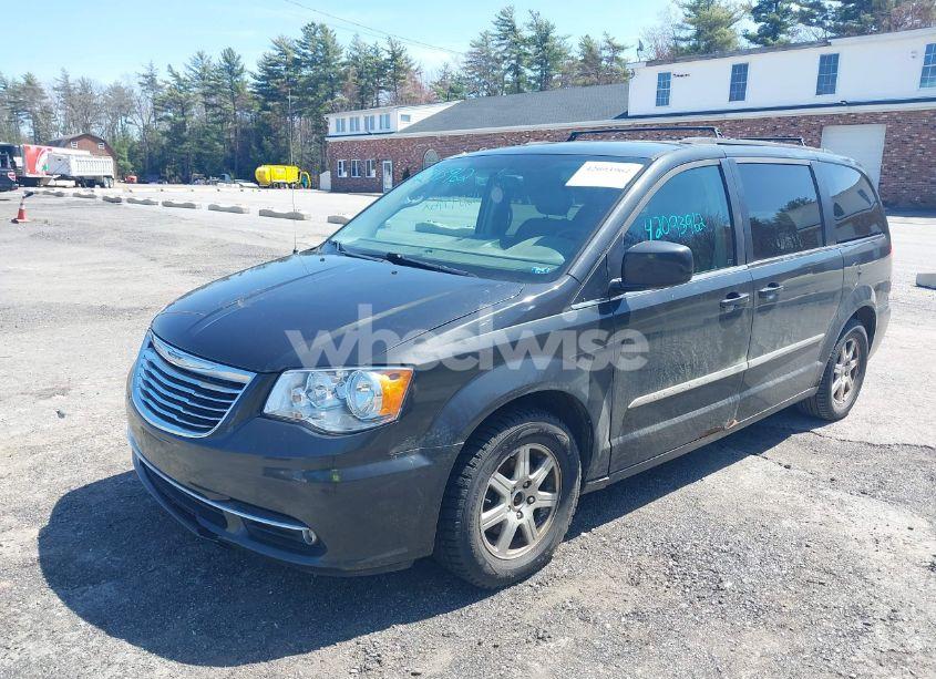 Photo 2 of 2012 Chrysler Town & COUNTRY TOURING (VIN 2C4RC1BG4CR189809)
