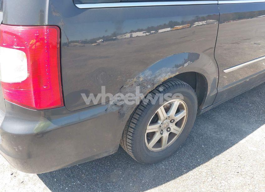 Photo 6 of 2012 Chrysler Town & COUNTRY TOURING (VIN 2C4RC1BG4CR189809)