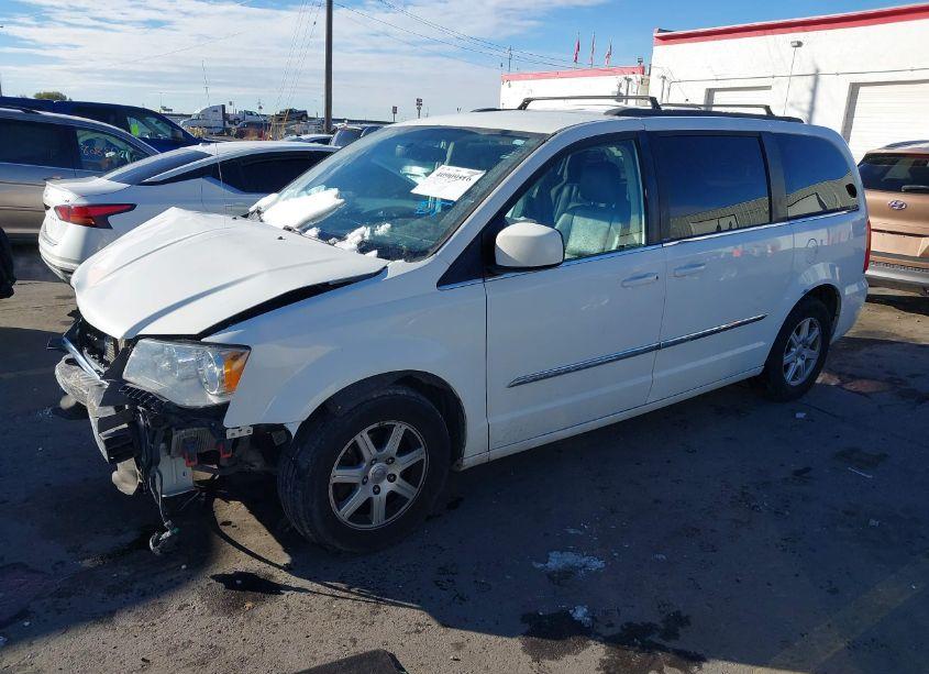 Photo 2 of 2012 Chrysler Town & COUNTRY TOURING (VIN 2C4RC1BG4CR281907)