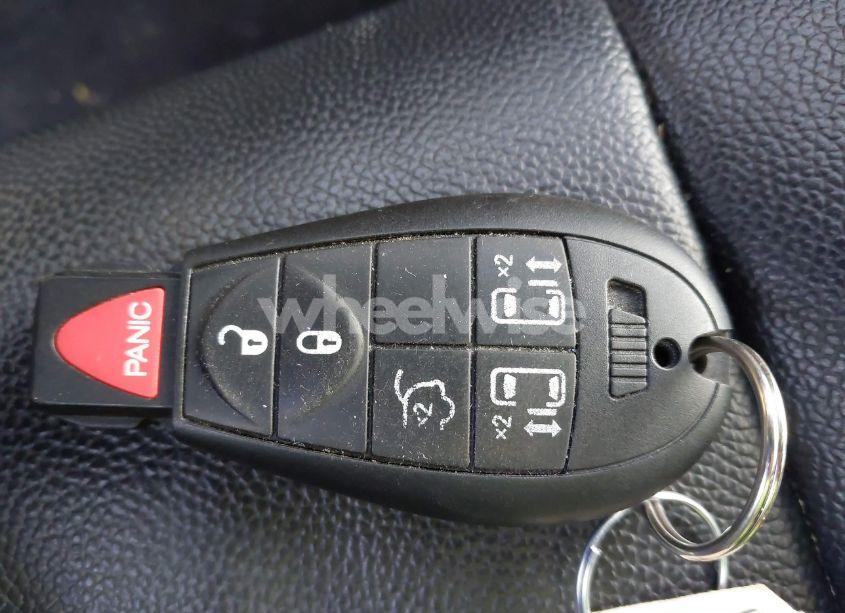 Photo 11 of 2012 Chrysler Town & COUNTRY TOURING (VIN 2C4RC1BG4CR344911)