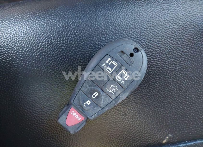 Photo 11 of 2012 Chrysler Town & COUNTRY TOURING (VIN 2C4RC1BG4CR386334)