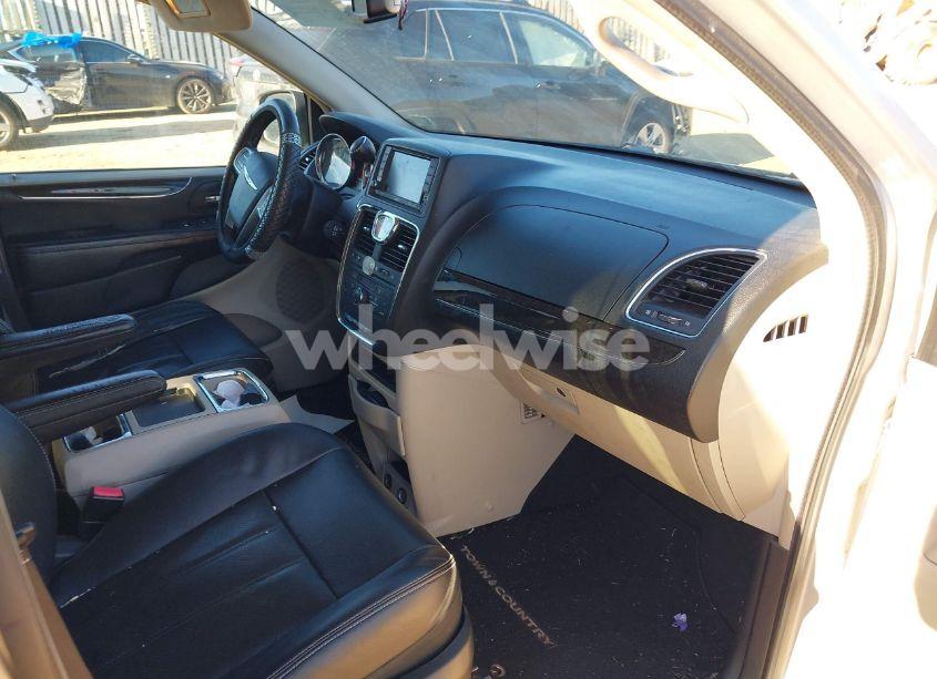 Photo 5 of 2012 Chrysler Town & COUNTRY TOURING (VIN 2C4RC1BG4CR386334)