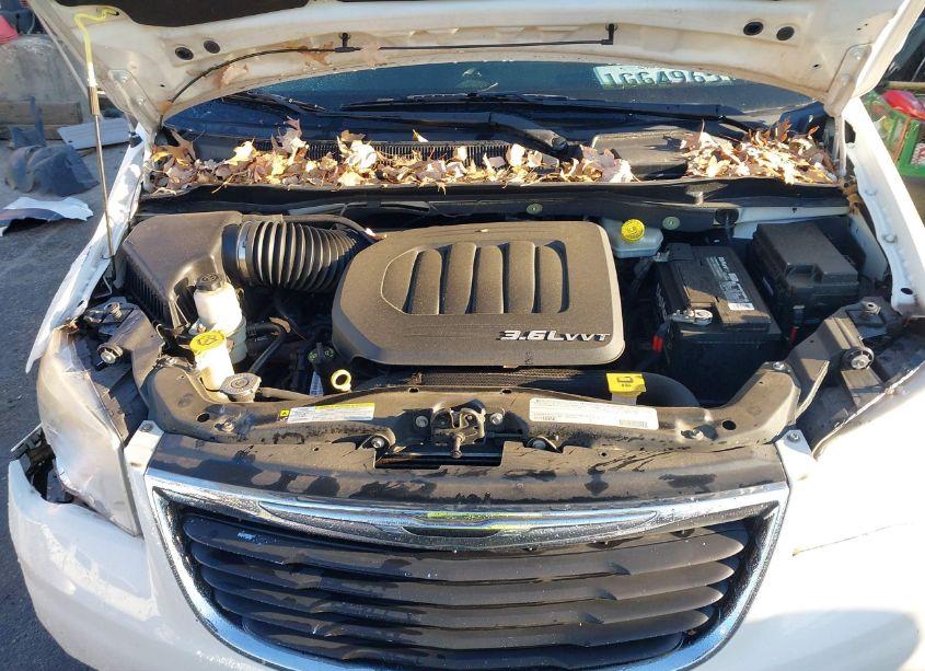 Photo 10 of 2012 Chrysler Town & COUNTRY TOURING (VIN 2C4RC1BG4CR412849)