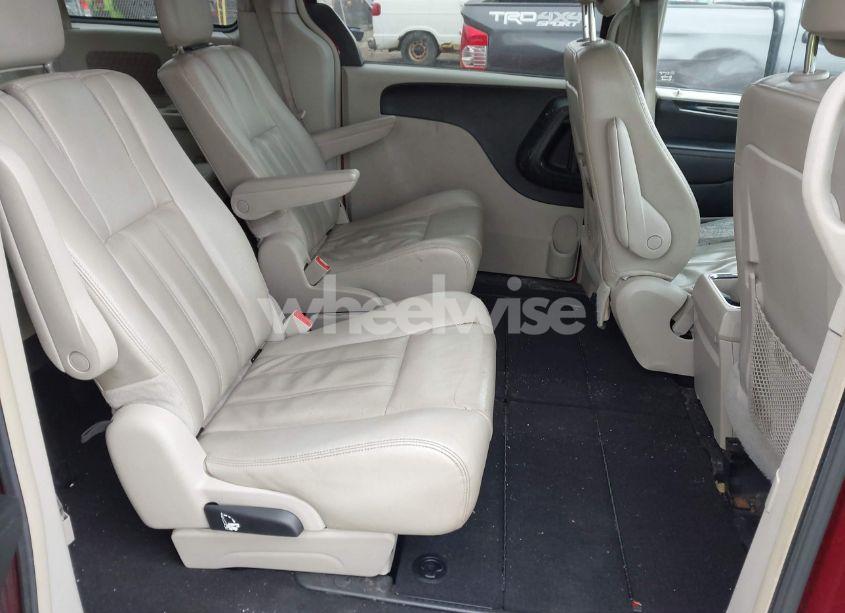 Photo 8 of 2013 Chrysler Town & COUNTRY TOURING (VIN 2C4RC1BG4DR526125)