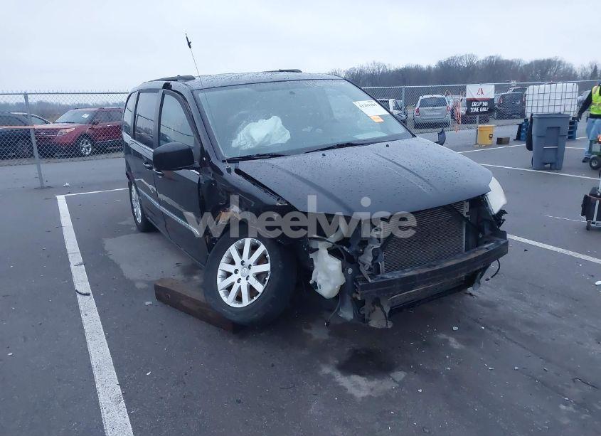 Photo 6 of 2013 Chrysler Town & COUNTRY TOURING (VIN 2C4RC1BG4DR557665)